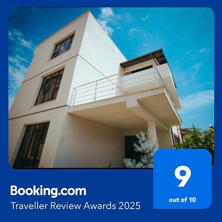 Casa Selly Hotel Tulcea Ngoại thất bức ảnh