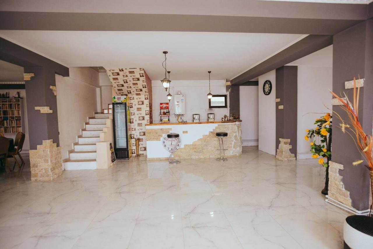 Casa Selly Hotel Tulcea Ngoại thất bức ảnh